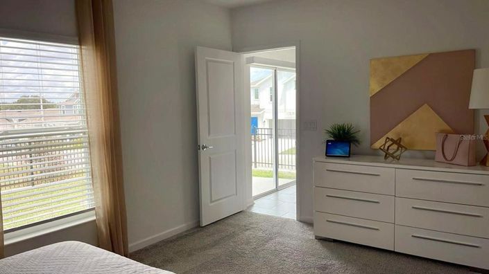 Image No.5-3 Bed Property for sale