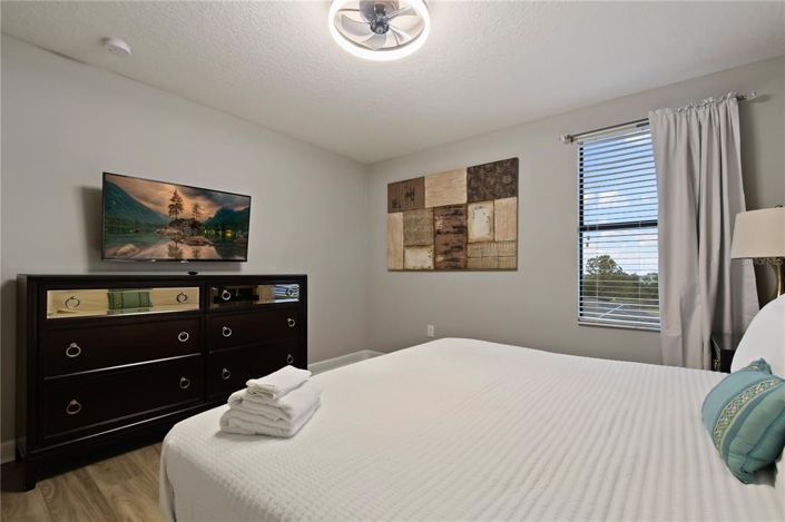 Image No.47-8 Bed Property for sale