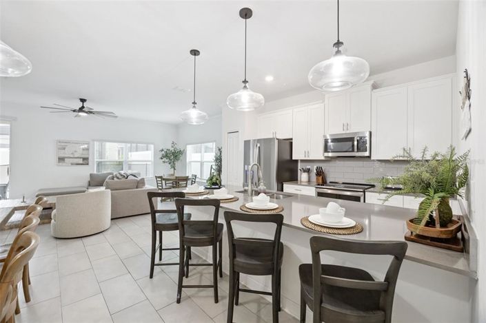 Image No.8-5 Bed Townhouse for sale