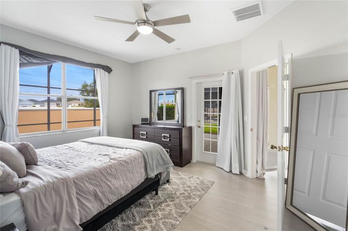 Image No.10-4 Bed Property for sale