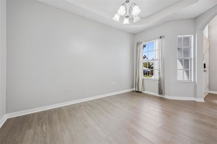 Image No.9-4 Bed Property for sale