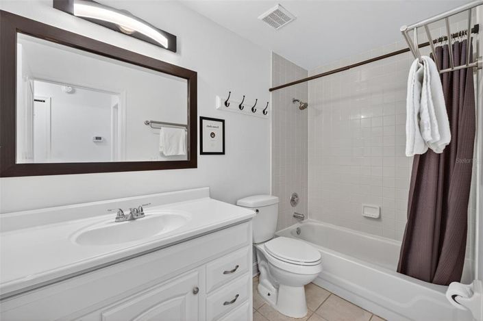 Image No.35-3 Bed Property for sale