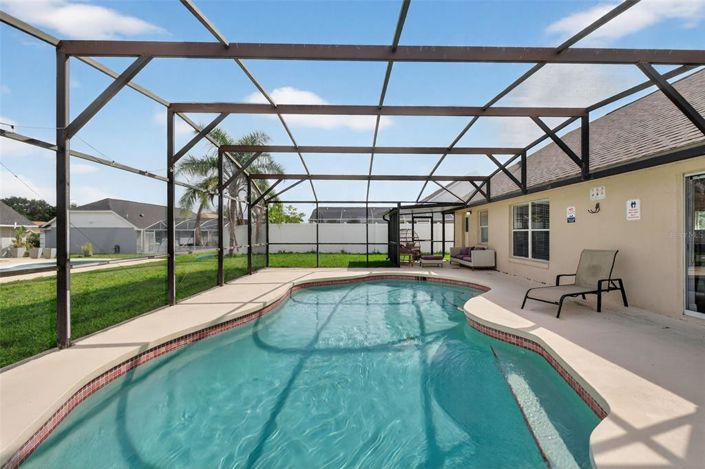 Image No.41-3 Bed Property for sale