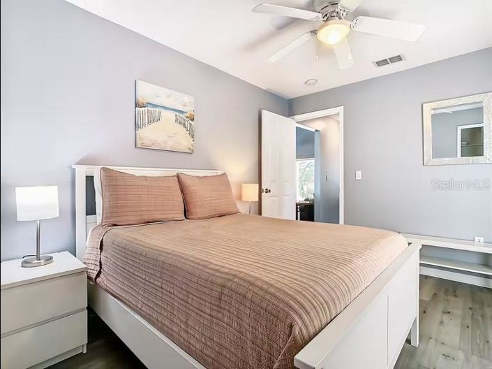 Image No.23-3 Bed Property for sale