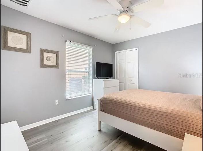 Image No.24-3 Bed Property for sale