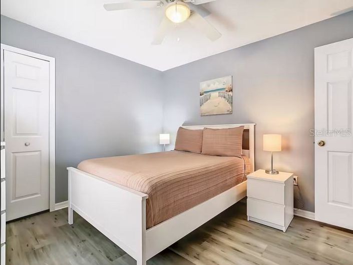 Image No.25-3 Bed Property for sale