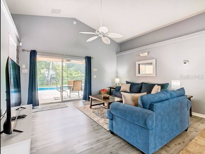 Image No.3-3 Bed Property for sale