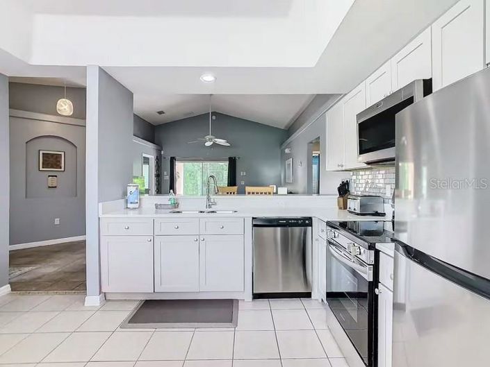 Image No.7-3 Bed Property for sale