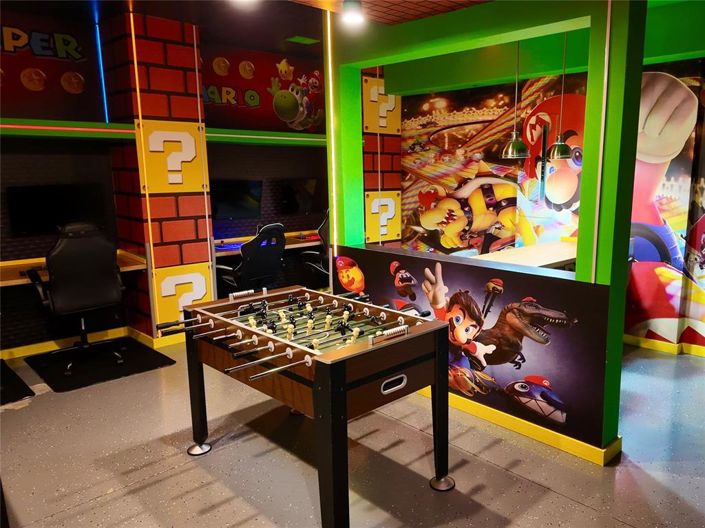 Image No.31-9 Bed Property for sale