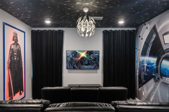 Image No.34-9 Bed Property for sale