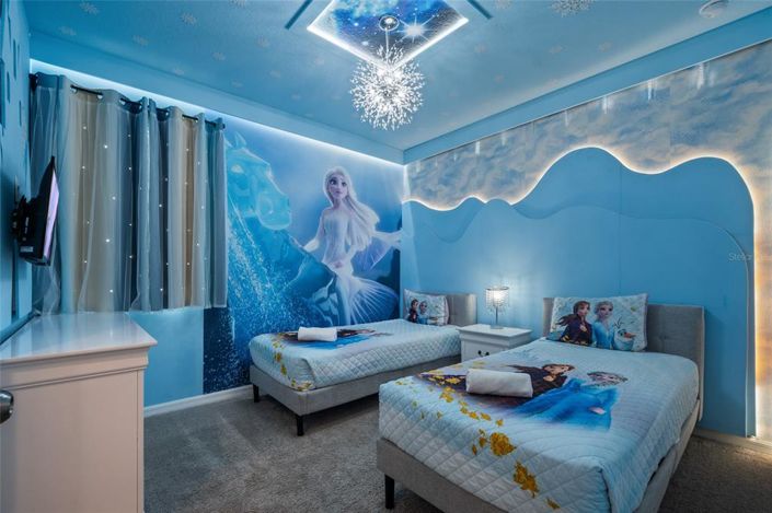 Image No.52-9 Bed Property for sale