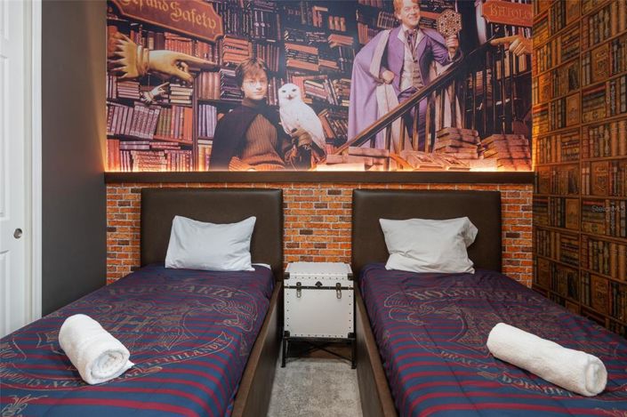 Image No.62-9 Bed Property for sale