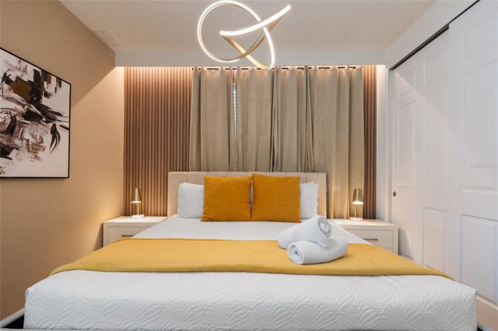 Image No.67-9 Bed Property for sale