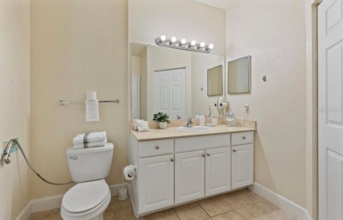 Image No.14-4 Bed Townhouse for sale