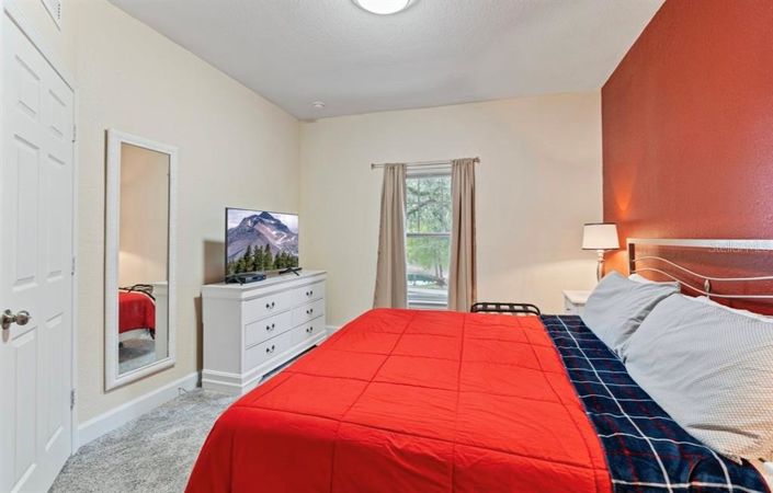 Image No.18-4 Bed Townhouse for sale