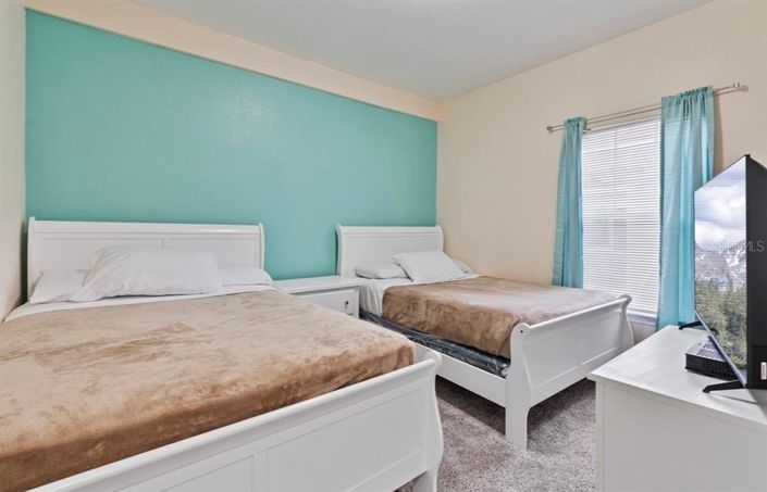 Image No.22-4 Bed Townhouse for sale