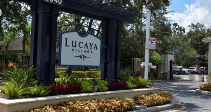 Image No.25-4 Bed Townhouse for sale