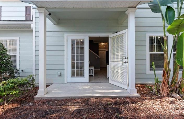 Image No.12-4 Bed Townhouse for sale