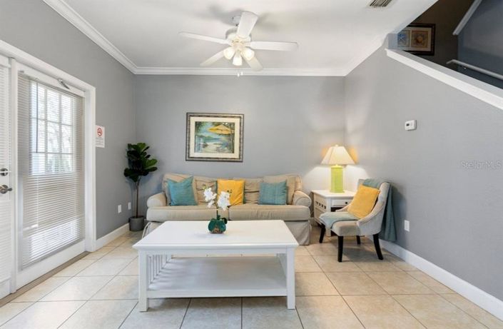 Image No.3-4 Bed Townhouse for sale