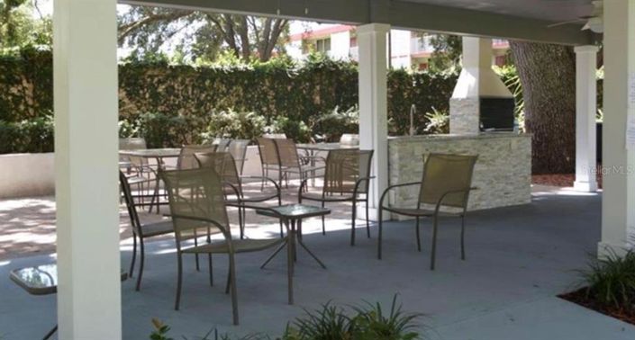 Image No.37-4 Bed Townhouse for sale