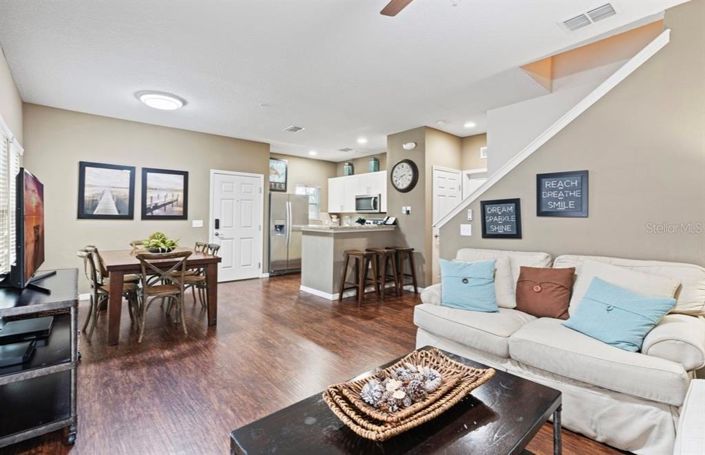 Image No.4-4 Bed Townhouse for sale