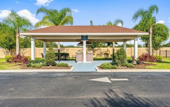 Image No.45-4 Bed Townhouse for sale