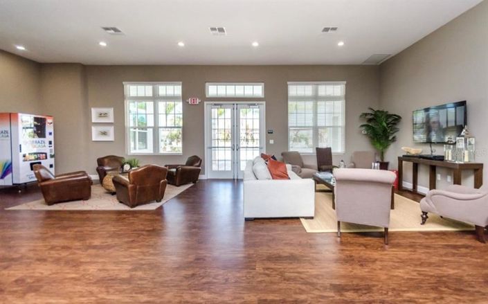 Image No.48-4 Bed Townhouse for sale