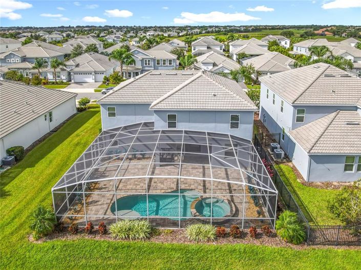 Image No.52-6 Bed Property for sale