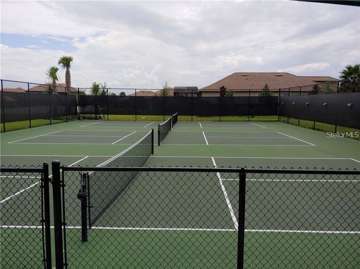 Image No.69-6 Bed Property for sale