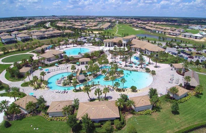 Image No.73-6 Bed Property for sale