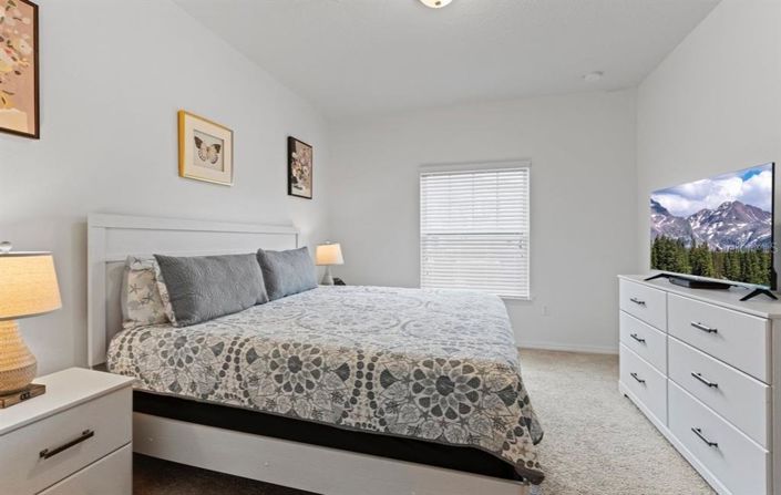 Image No.13-4 Bed Townhouse for sale