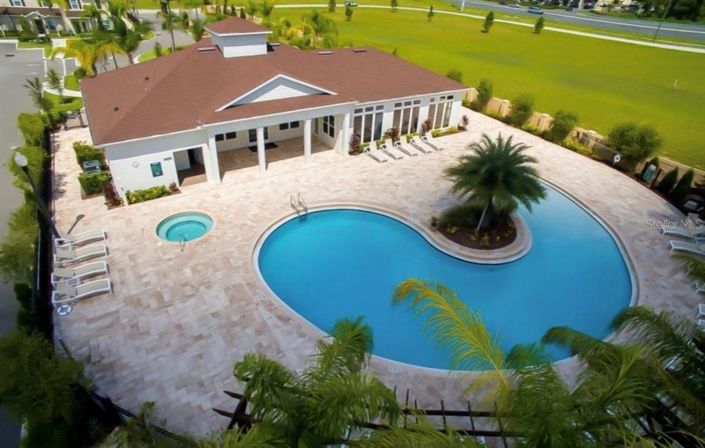 Image No.27-4 Bed Townhouse for sale