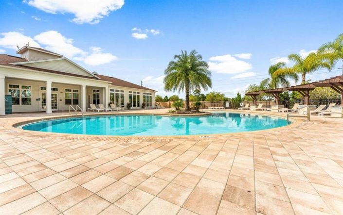 Image No.28-4 Bed Townhouse for sale