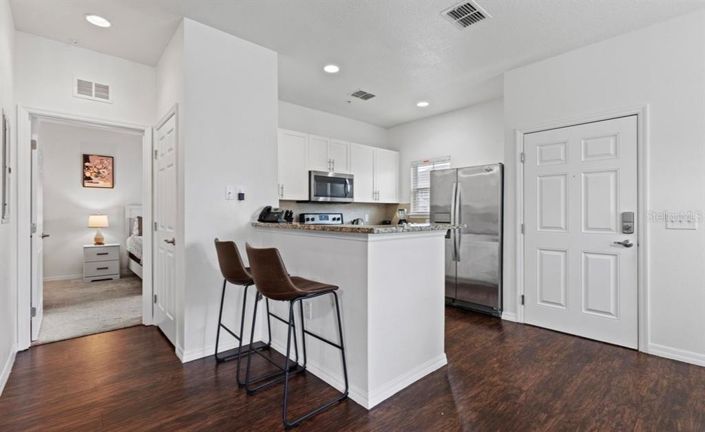 Image No.7-4 Bed Townhouse for sale