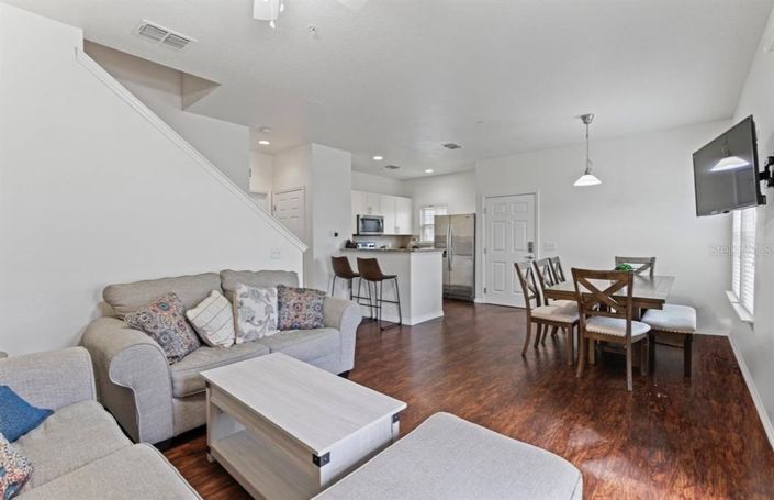 Image No.9-4 Bed Townhouse for sale