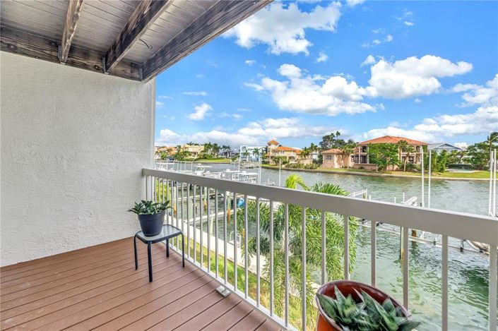 Image No.13-3 Bed Townhouse for sale