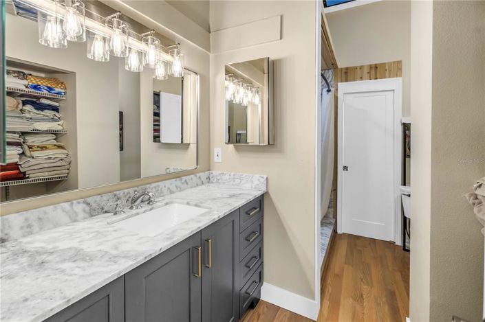 Image No.16-3 Bed Townhouse for sale