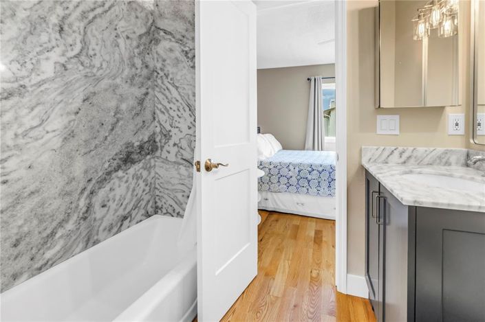 Image No.23-3 Bed Townhouse for sale