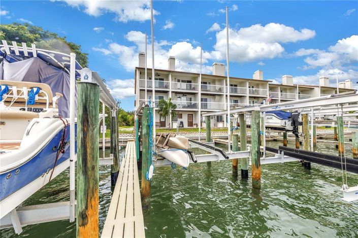 Image No.25-3 Bed Townhouse for sale