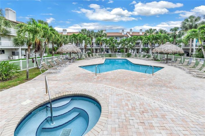 Image No.32-3 Bed Townhouse for sale