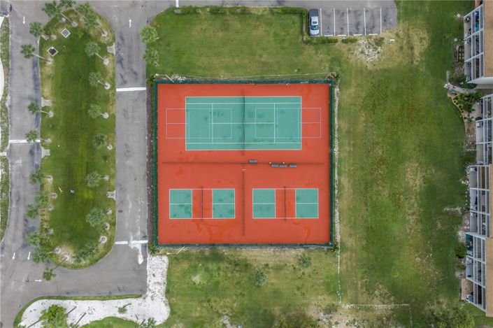 Image No.34-3 Bed Townhouse for sale