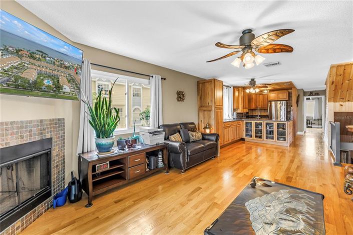 Image No.6-3 Bed Townhouse for sale