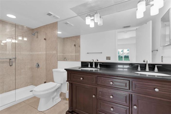 Image No.21-2 Bed Property for sale