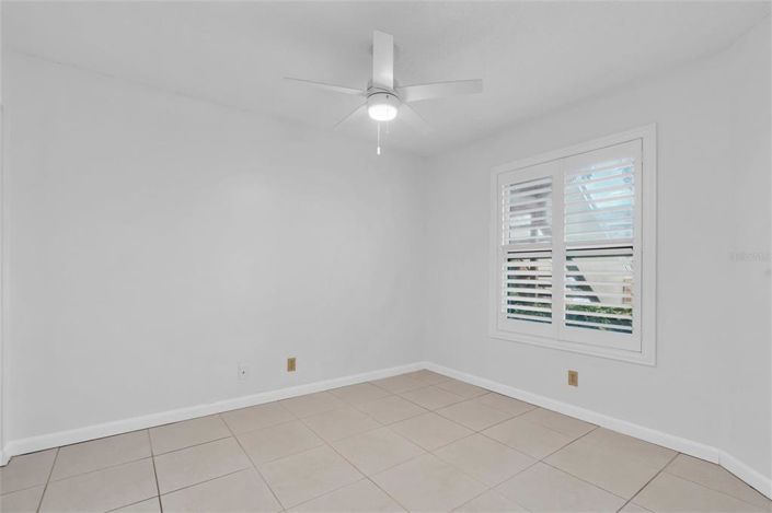 Image No.22-2 Bed Property for sale