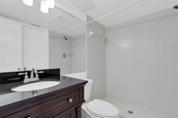 Image No.24-2 Bed Property for sale