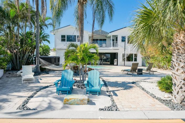 Image No.7-4 Bed Property for sale