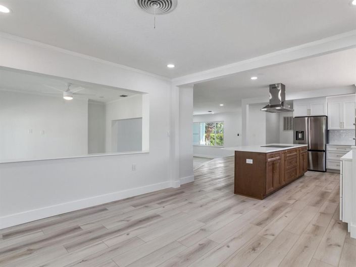 Image No.15-3 Bed Property for sale