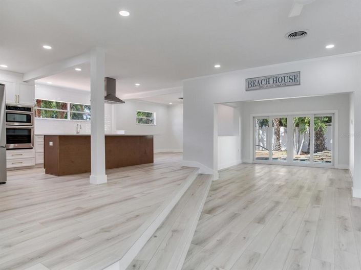 Image No.22-3 Bed Property for sale