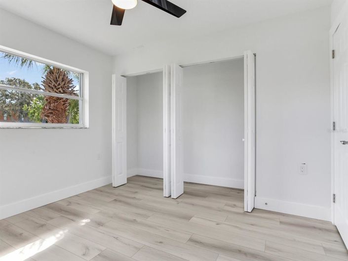 Image No.30-3 Bed Property for sale