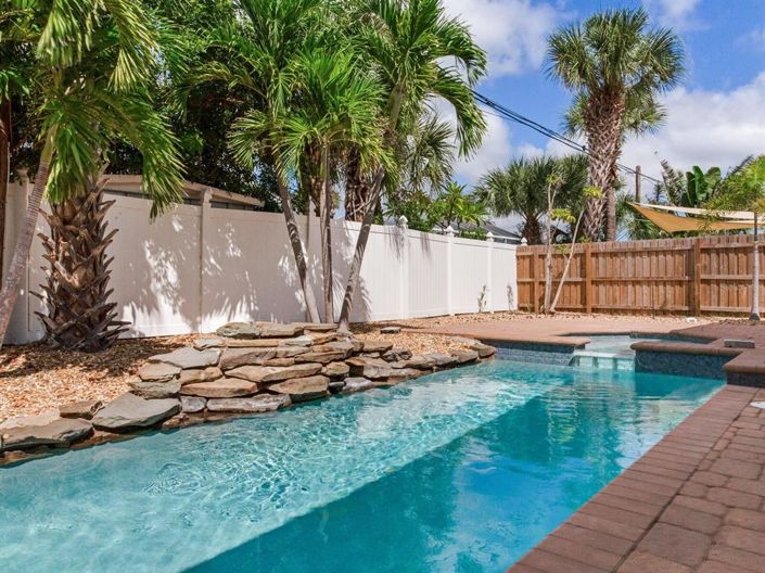 Image No.45-3 Bed Property for sale